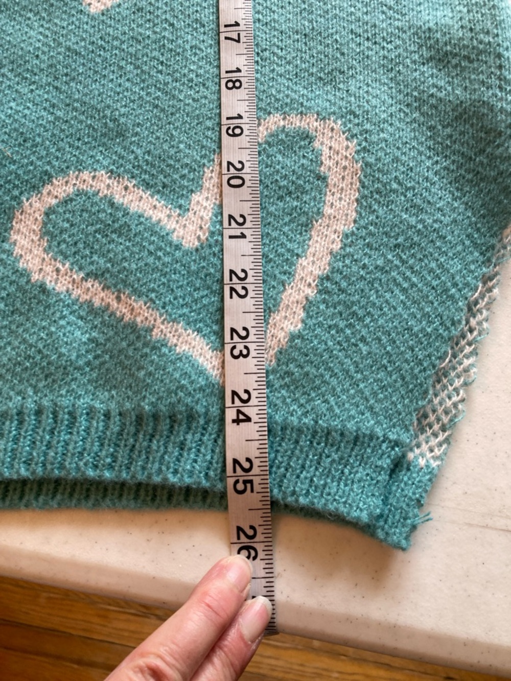 easel NWT Seafoam Crewneck Sweater with White Heart - Picture 9 of 9